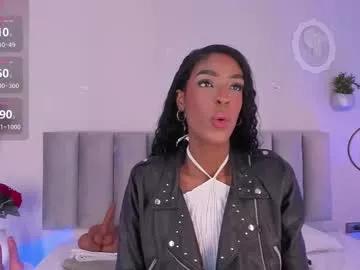 emely_deluxe from Chaturbate