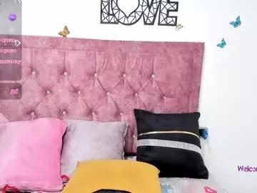 emelyrose_ from Chaturbate