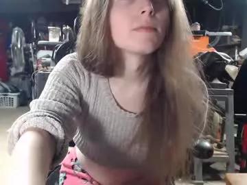 emeraldtgirl from Chaturbate