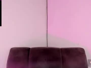 emiliana_bloom from Chaturbate is Freechat