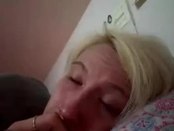 Emilywarren296 from Chaturbate