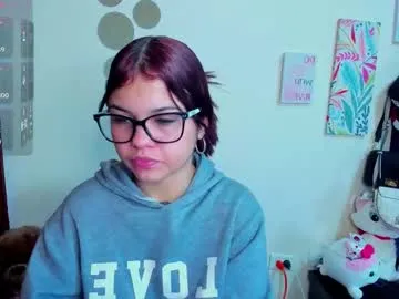 emma_boo_ on Chaturbate 