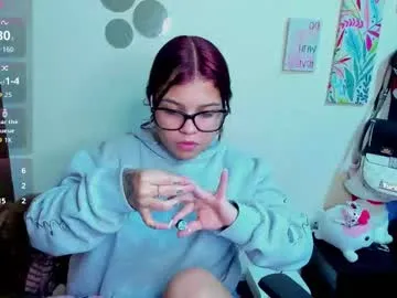 emma_boo_ on Chaturbate 