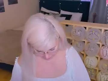 emma_sexy__ from Chaturbate