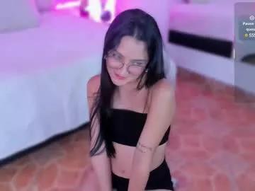 emmabeel from Chaturbate