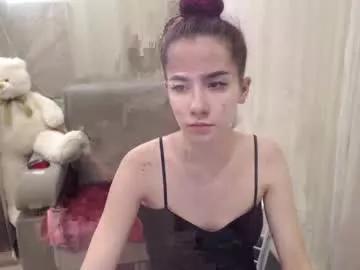 emmablacck from Chaturbate