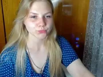 emmafrizea from Chaturbate