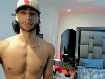 emmet_collins from Chaturbate