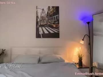 emmie_blush from Chaturbate