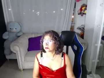 emmilychevalier from Chaturbate