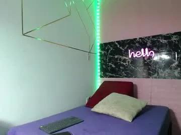 Emmy_durant from Chaturbate