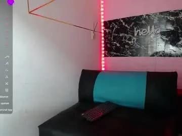 Emmy_durant from Chaturbate