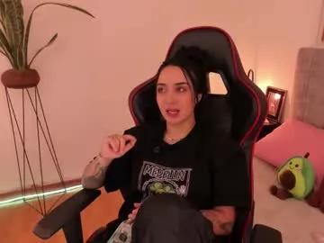 emmyevans1 from Chaturbate