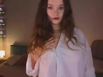 emmyglows from Chaturbate
