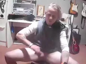 Empirikal1 from Chaturbate