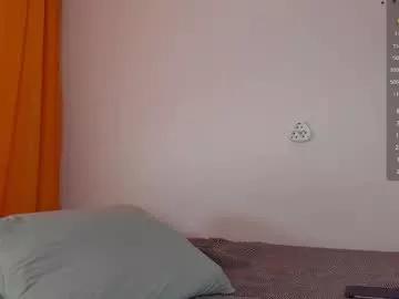 enen_glo from Chaturbate