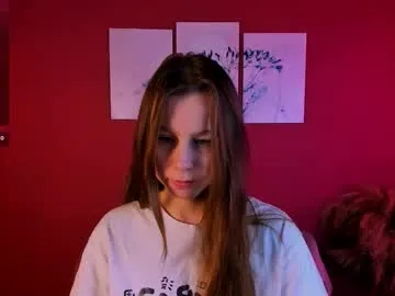 esme_moore_ on Chaturbate 