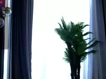 esmeluv from Chaturbate