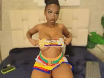 estefanyy_ from Chaturbate