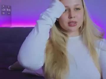 estella_elwood from Chaturbate