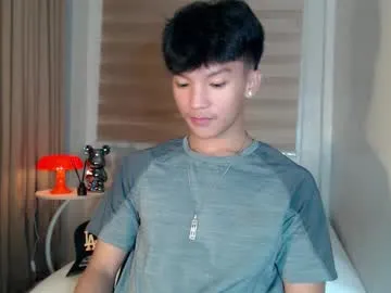 etherealboytoy4hire on Chaturbate 