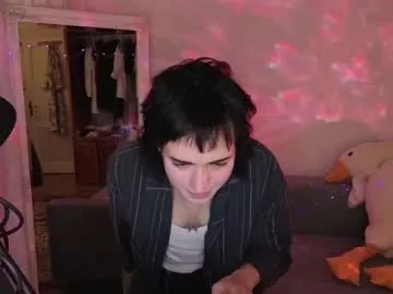 evaelfiej69 on Chaturbate 