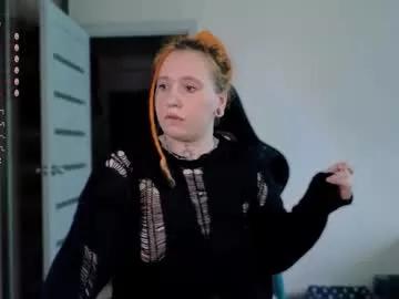 evaredmooon from Chaturbate is Freechat