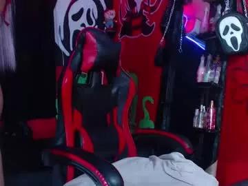 eve_darkovax from Chaturbate