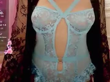 Evelinaxlove from Chaturbate