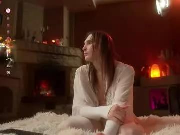 evelinemeyer from Chaturbate