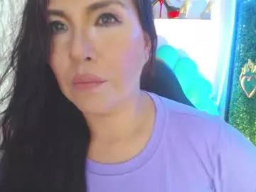 evelyn_mature19 from Chaturbate