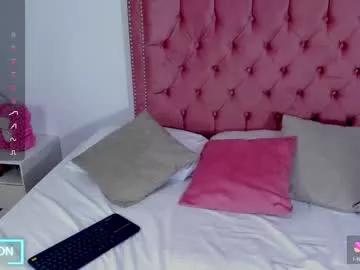 evelyncooper0 from Chaturbate