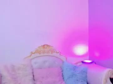 evelynharpee from Chaturbate