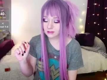eviecuster from Chaturbate