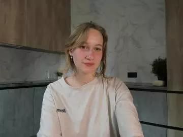 extra_wet_dry from Chaturbate is Away
