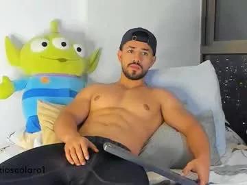 ezzio_scolaro from Chaturbate