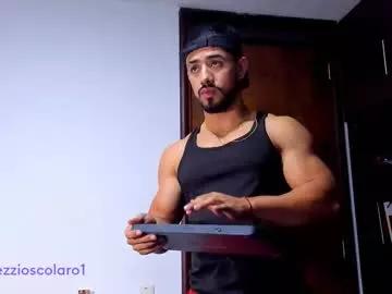 ezzio_scolaro from Chaturbate
