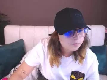 feelina_firesoul from Chaturbate