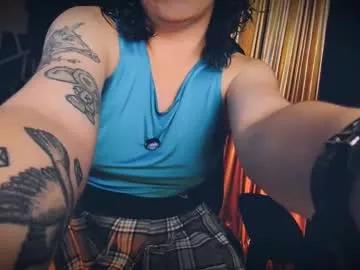 Feetfundoll from Chaturbate