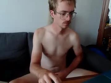 Fizzyjustsnow420 from Chaturbate
