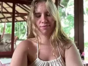 fluffy_bunnyxxx from Chaturbate