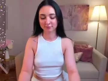 flufyfoxx from Chaturbate