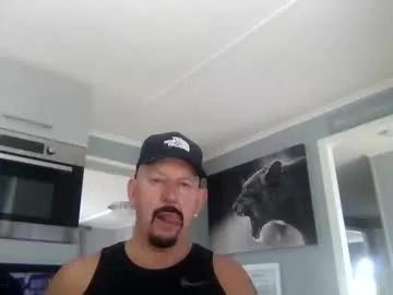 friskyneedsum from Chaturbate is Freechat