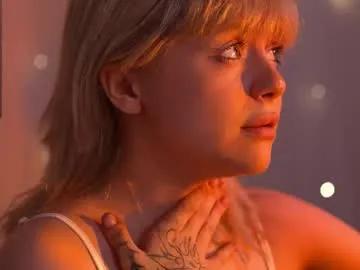 Fuckin_cassie from Chaturbate