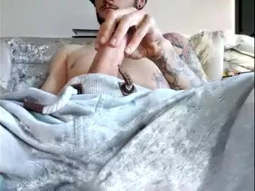 Garyreal1990 from Chaturbate