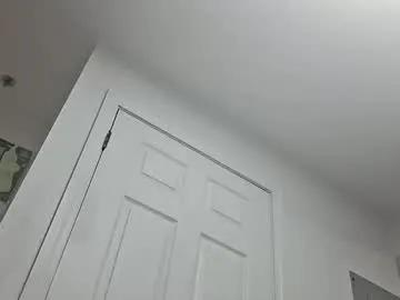 Geekedoutlabs from Chaturbate