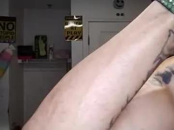 Geekedoutlabs from Chaturbate