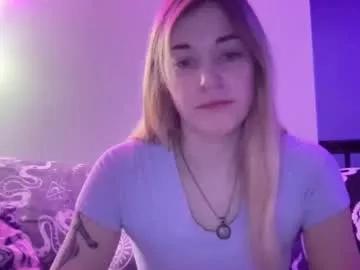 Gemmyrosee from Chaturbate