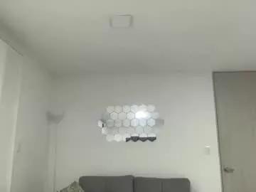 genesis_wb from Chaturbate
