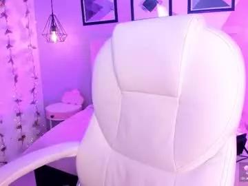 gigi_strawberry from Chaturbate